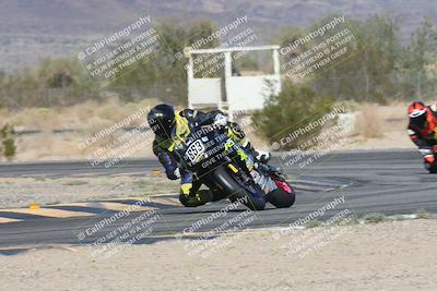 media/Nov-01-2025-CVMA (Sat) [[fc0f7531b8]]/Race 7-Formula Twins-Formula 40 UL/